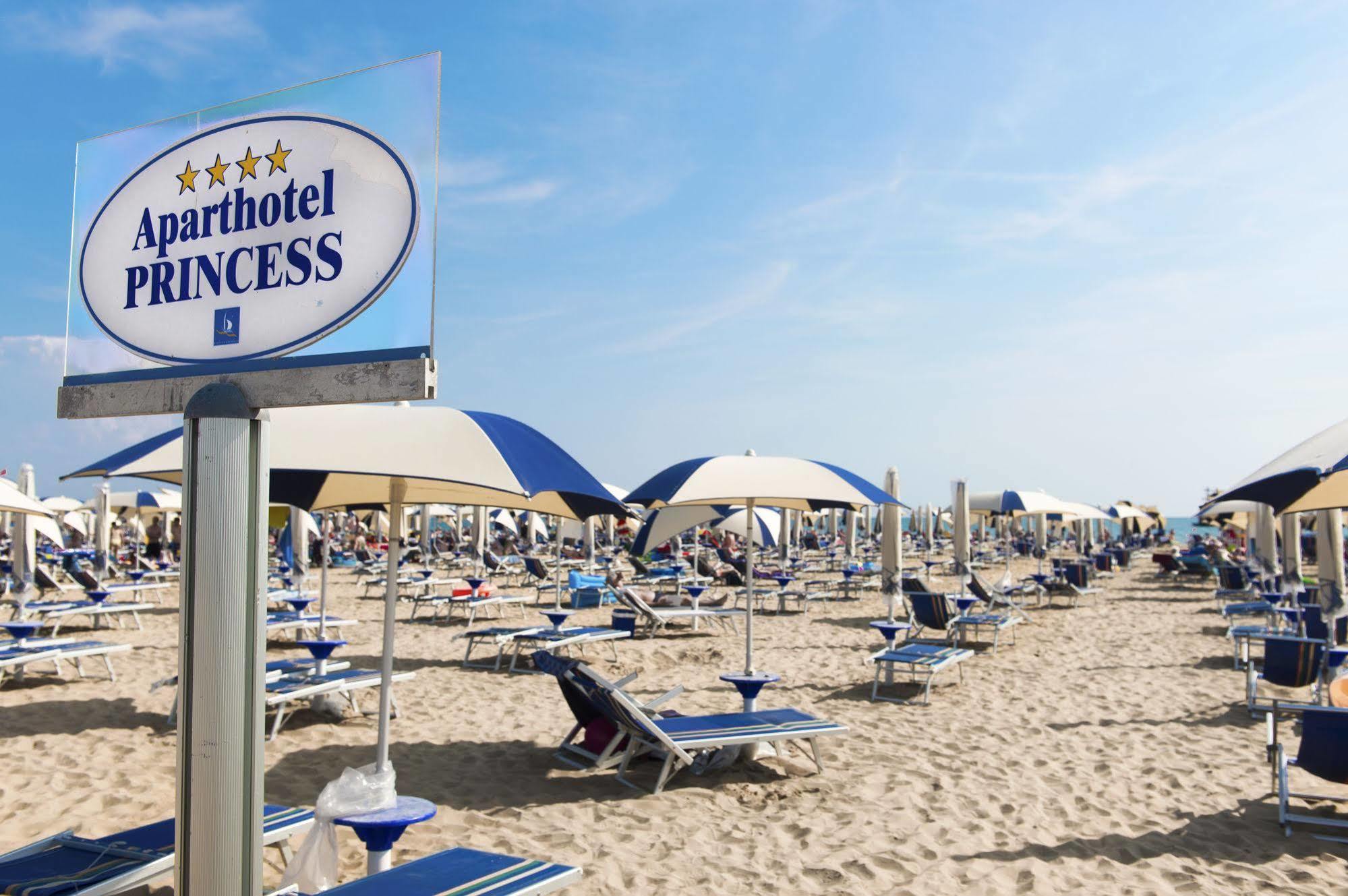 Princess Aparthotel Bibione Exterior foto